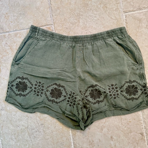 Anthropologie Green and Pink Shorts - Picture 6 of 8